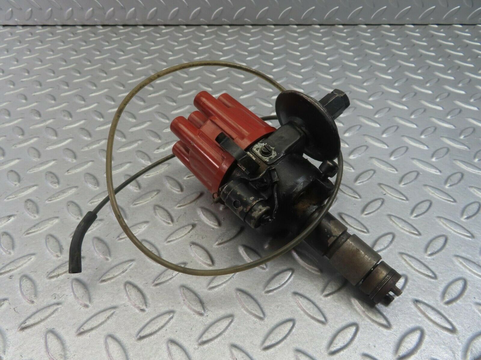 8288 Mercedes-Benz W120 Ponton Ignition Distributor VJUR 4BR 27T
