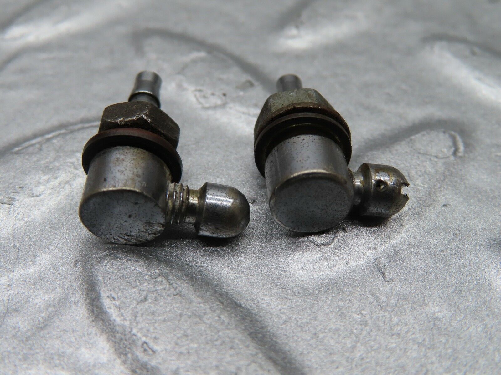 19817 Mercedes-Benz W121 190b Ponton Windscreen Washer Nozzle