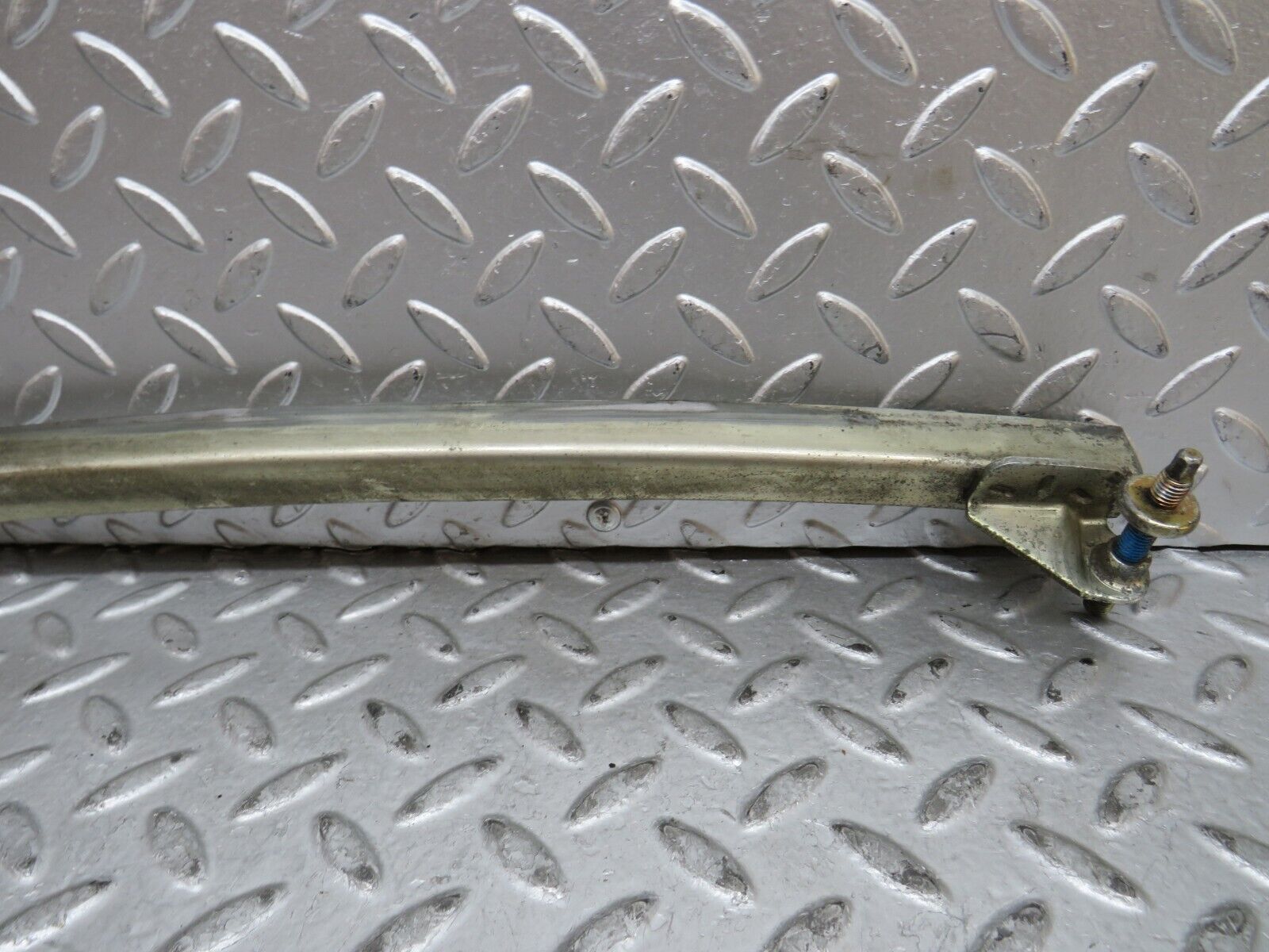 29193 Mercedes-Benz C124 320CE Coupe Right Door Window Channel