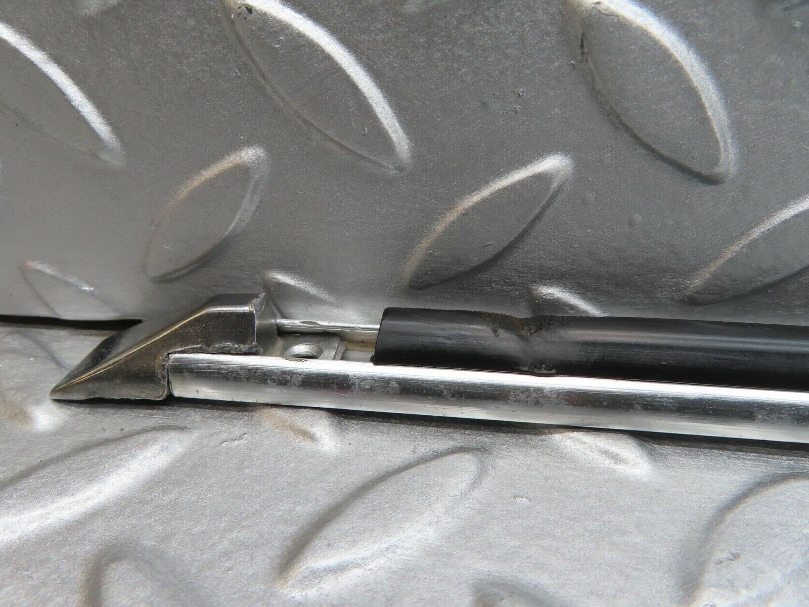 12945 Mercedes-Benz W111 220SE Front Left Door Centre Moulding Trim