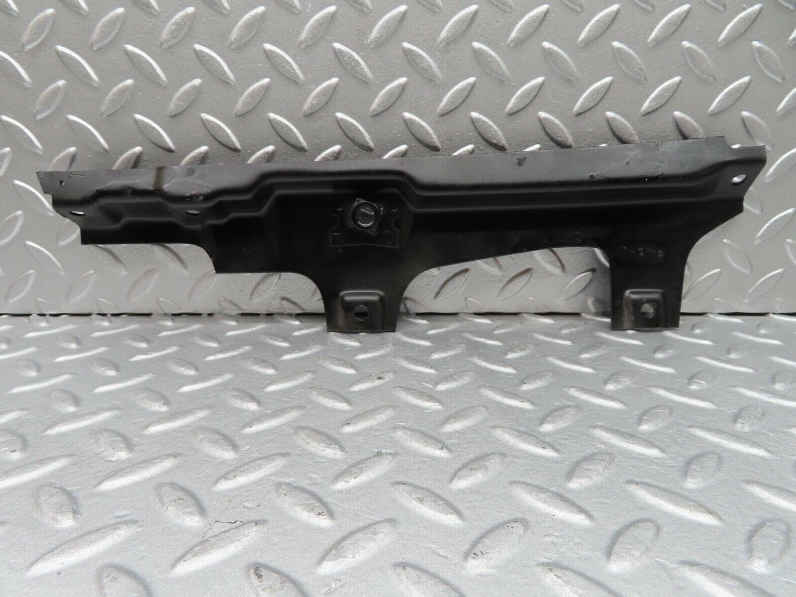 14056 Mercedes-Benz C107 280SLC Rear Left Inner Window Seal Holder Bracket