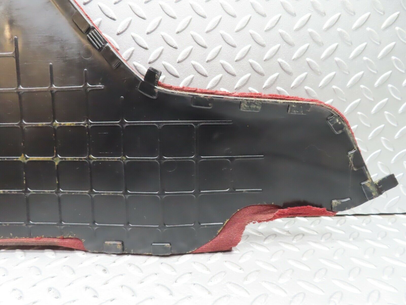 21556 Mercedes-Benz W126 300SE Centre Console Carpet Right Side 1266831225