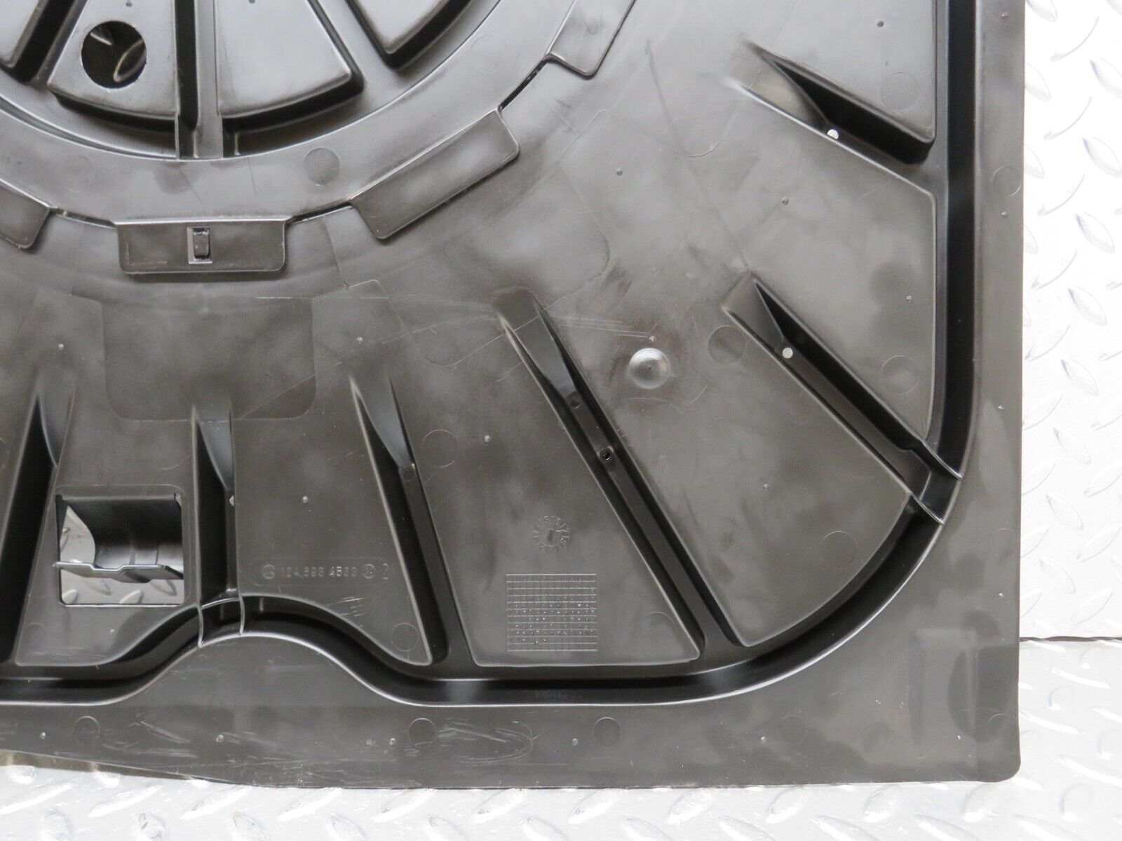 25744 Mercedes-Benz W124 280E Spare Wheel Cover 1246934533