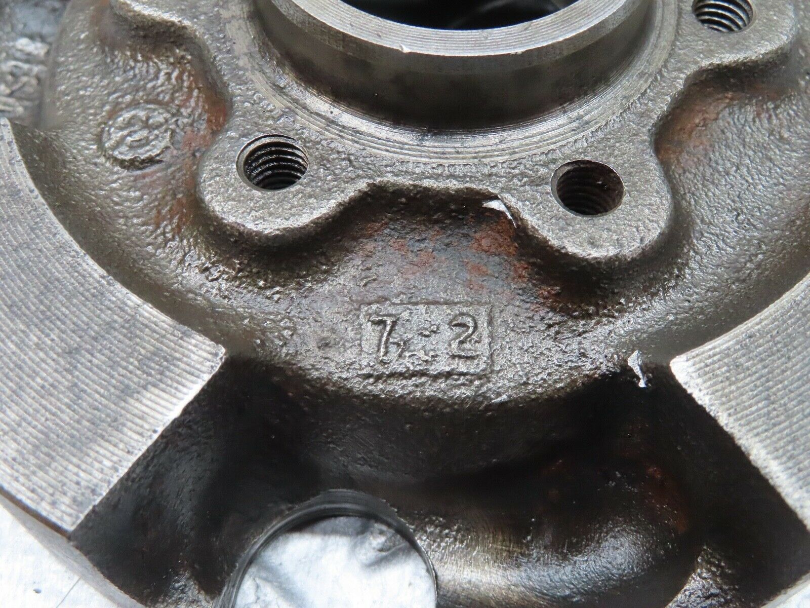 18161 Mercedes-Benz W123 200 Crankshaft Vibration Absorber