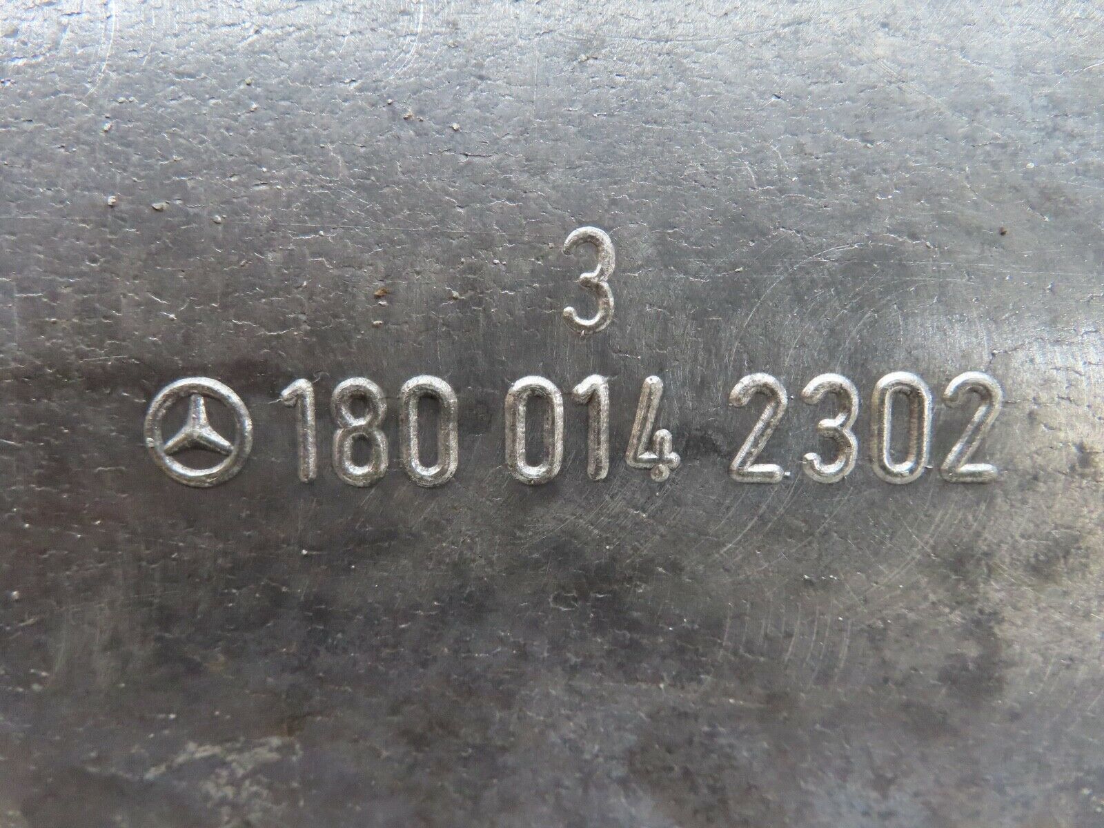 18472 Mercedes-Benz W111 220SE Coupe Oil Pan Oil Sump 1800142302