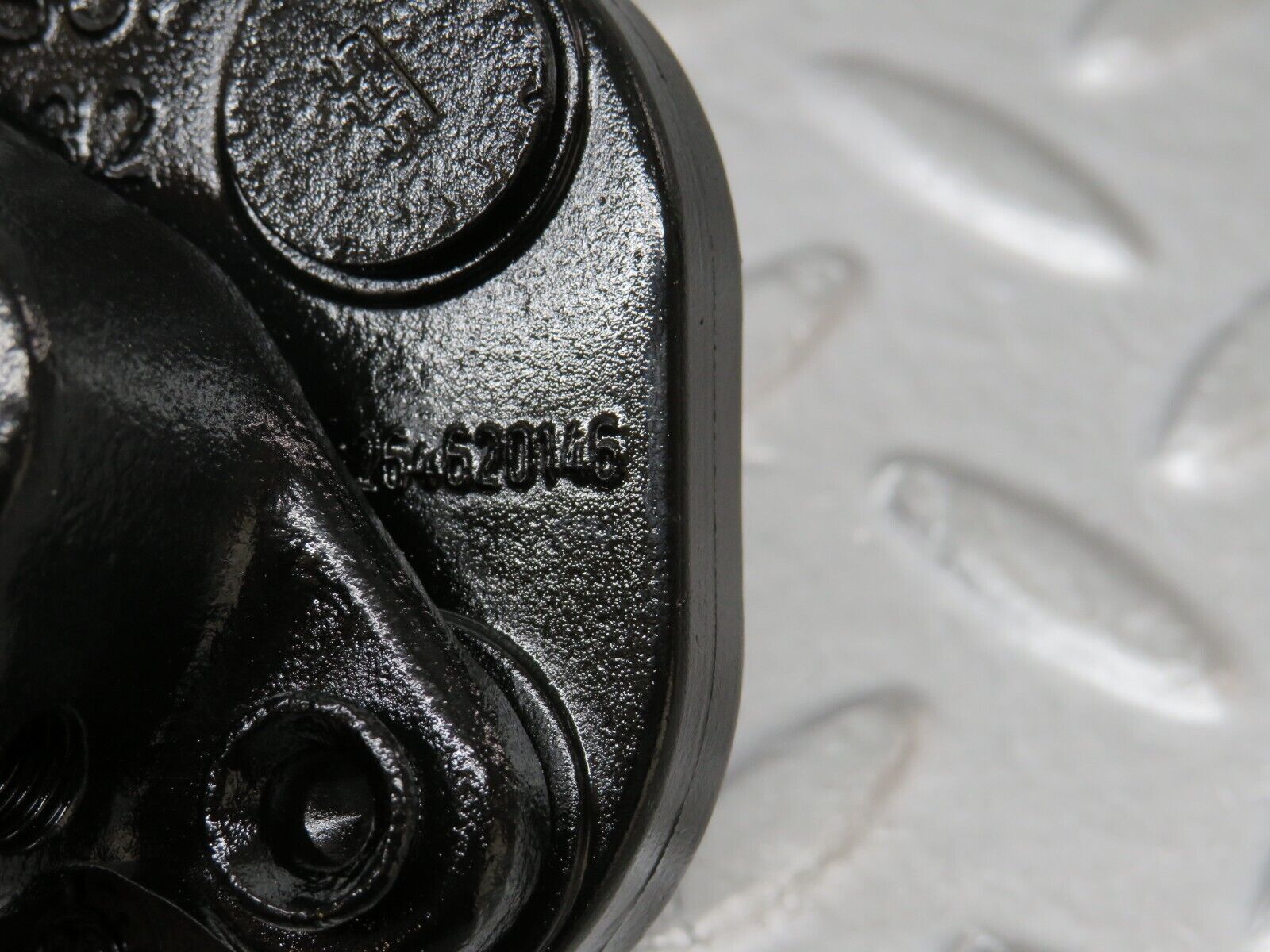 36098 Mercedes-Benz W126 420SE Steering Column Lower Shaft Connector 126462014