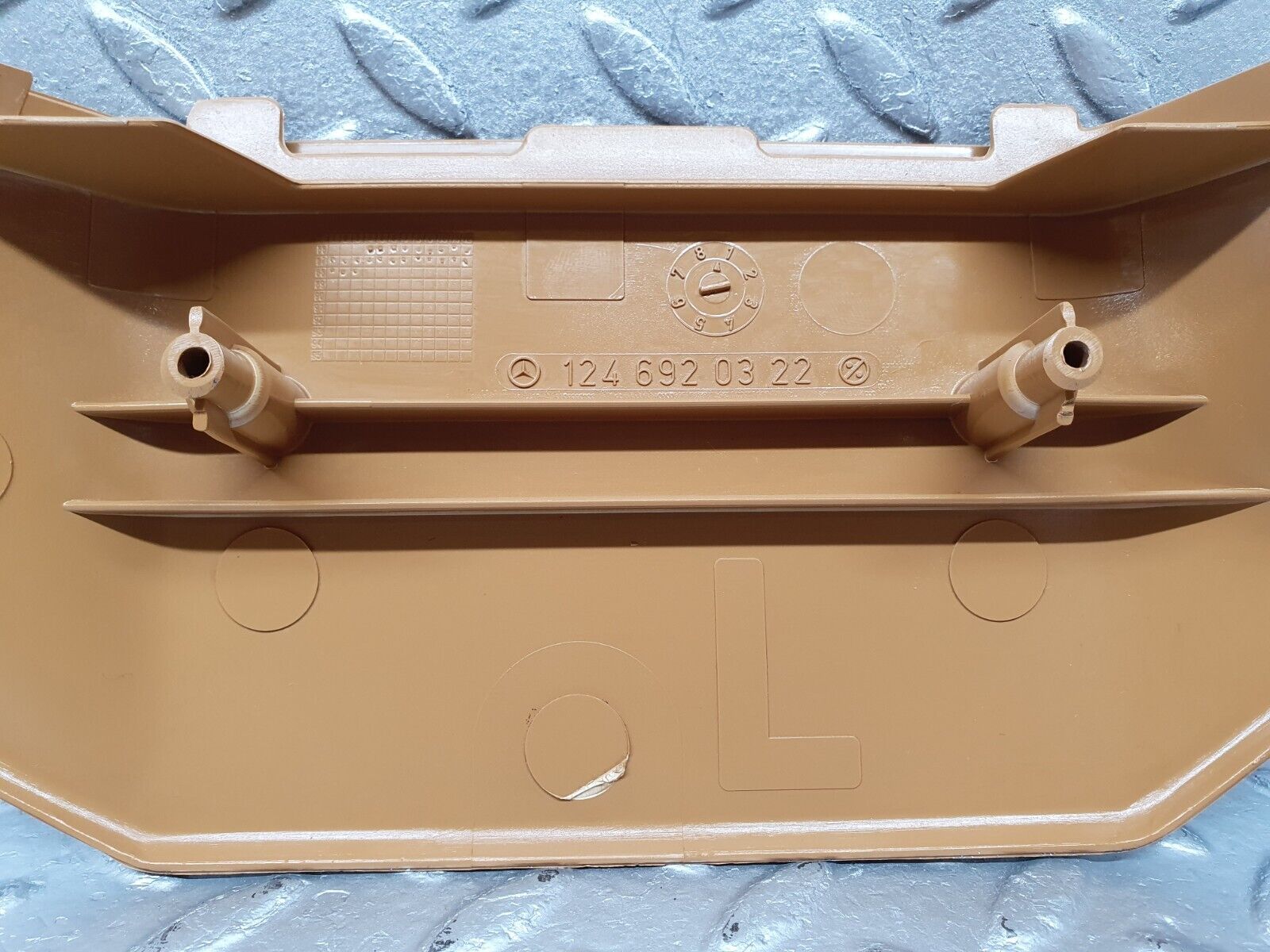 41388 Mercedes-Benz W124 200E B Pillar Bottom Cover Left Palomino 1246920322