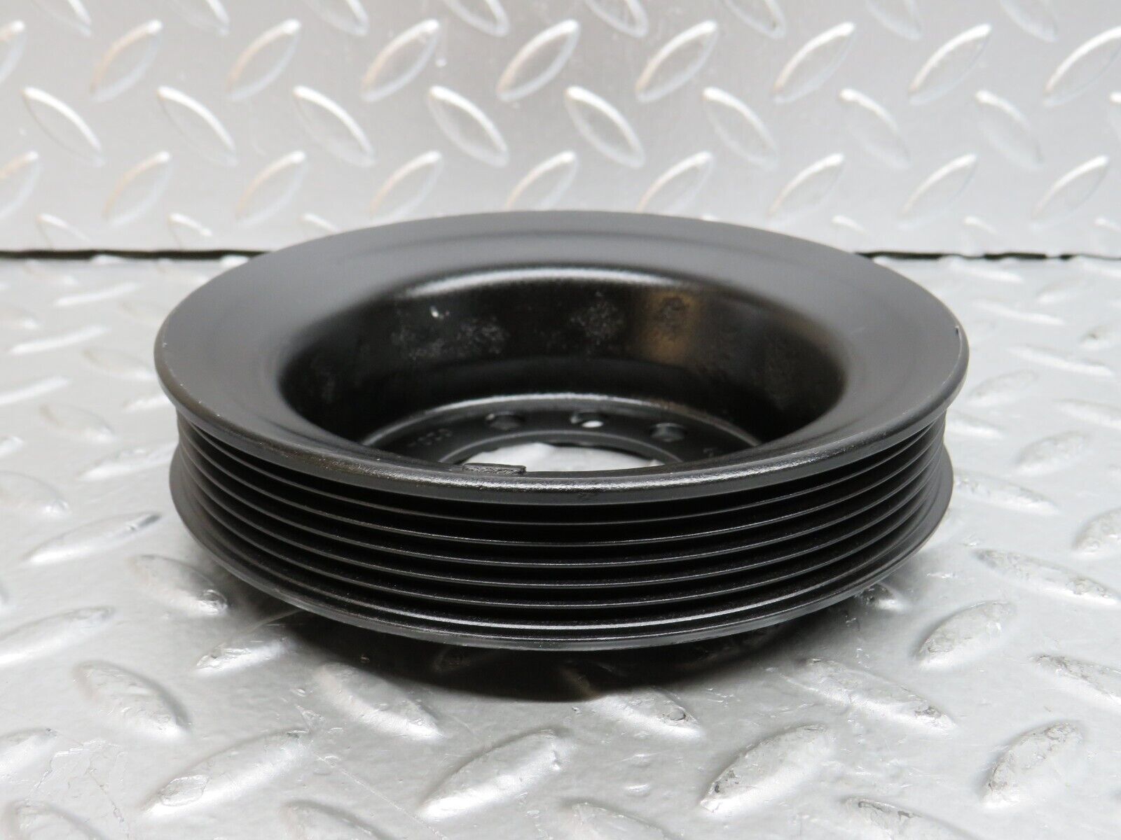 29514 Mercedes-Benz W124 230E Crankshaft Pulley 6030320204