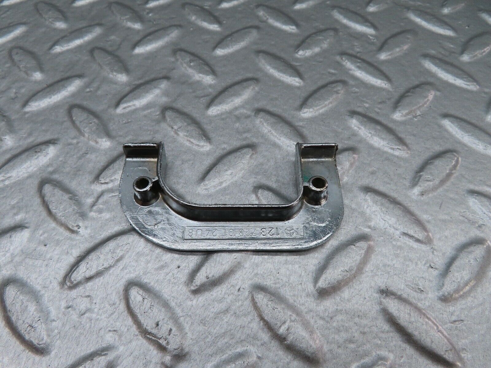 17950 Mercedes-Benz W123 200 Left Interior Chrome Door Latch Trim 1237230124