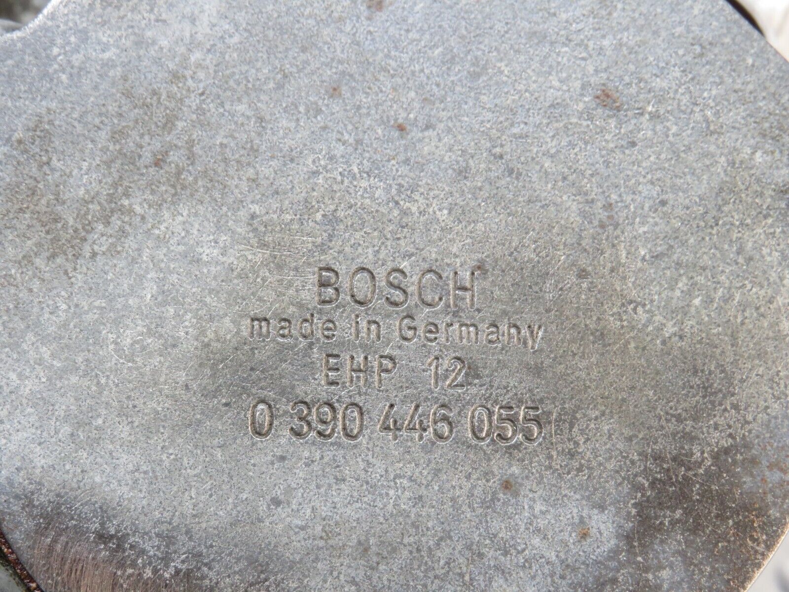 37543 Mercedes-Benz W109 300SEL Wiper Motor Bosch 0390446055