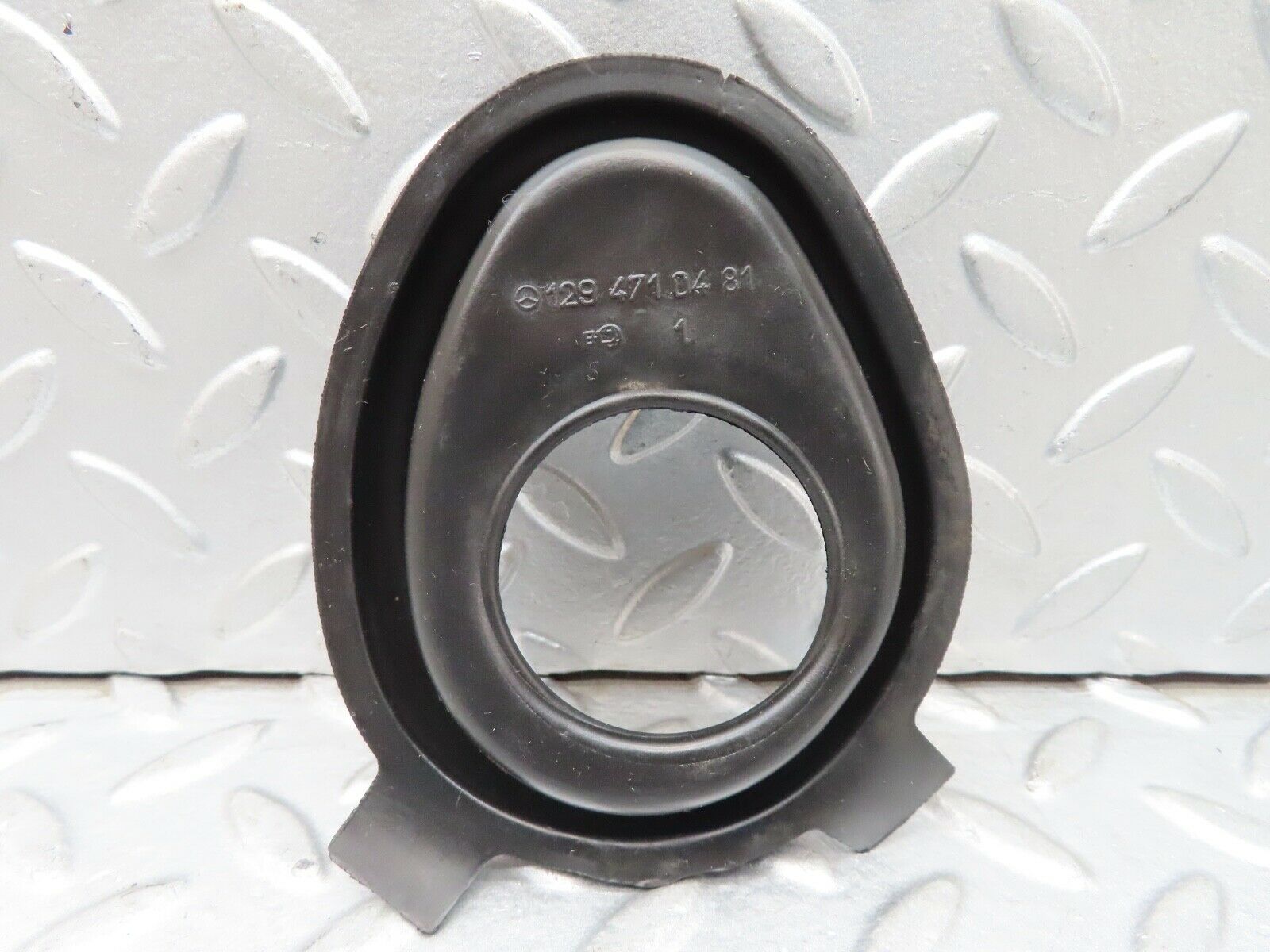 17247 Mercedes-Benz R129 300SL Coupe Fuel Tank Filler Gasket 1294710481