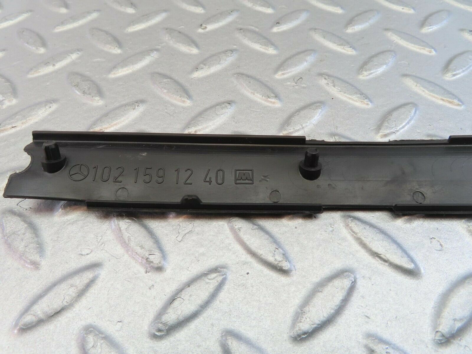 10041 Mercedes-Benz C123 230CE Coupe Distributor Plug Protective Cap 1021591240