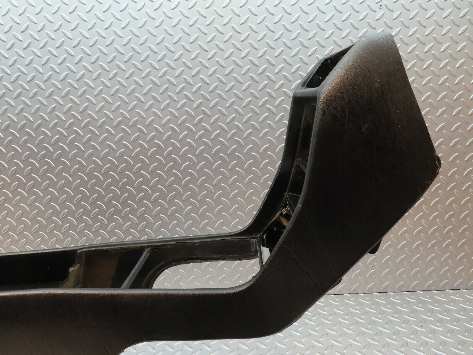 4000 Mercedes-Benz S123 200T Wagon Centre Console Black