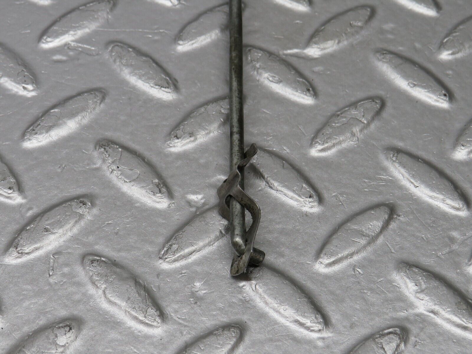 40457 Mercedes-Benz W110 230 Front Door Lock Control Bar