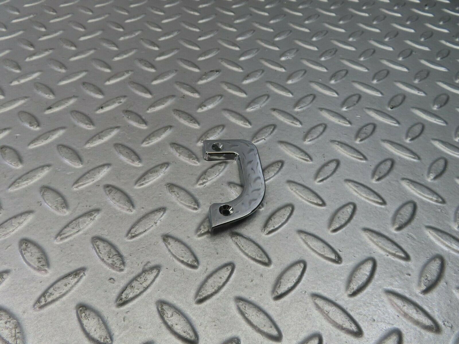 9063 Mercedes-Benz W115 Right Interior Chrome Door Latch Trim