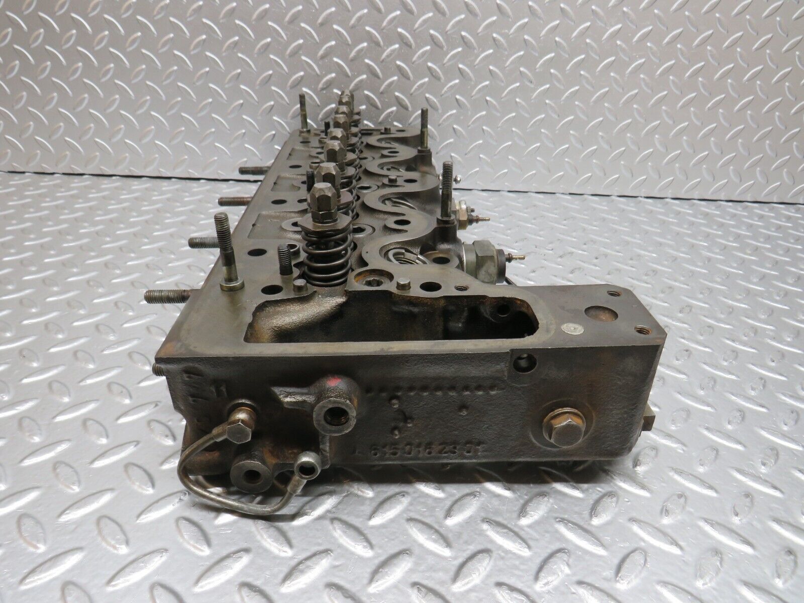 31138 Mercedes-Benz W123 200D Cylinder Head 6150162301