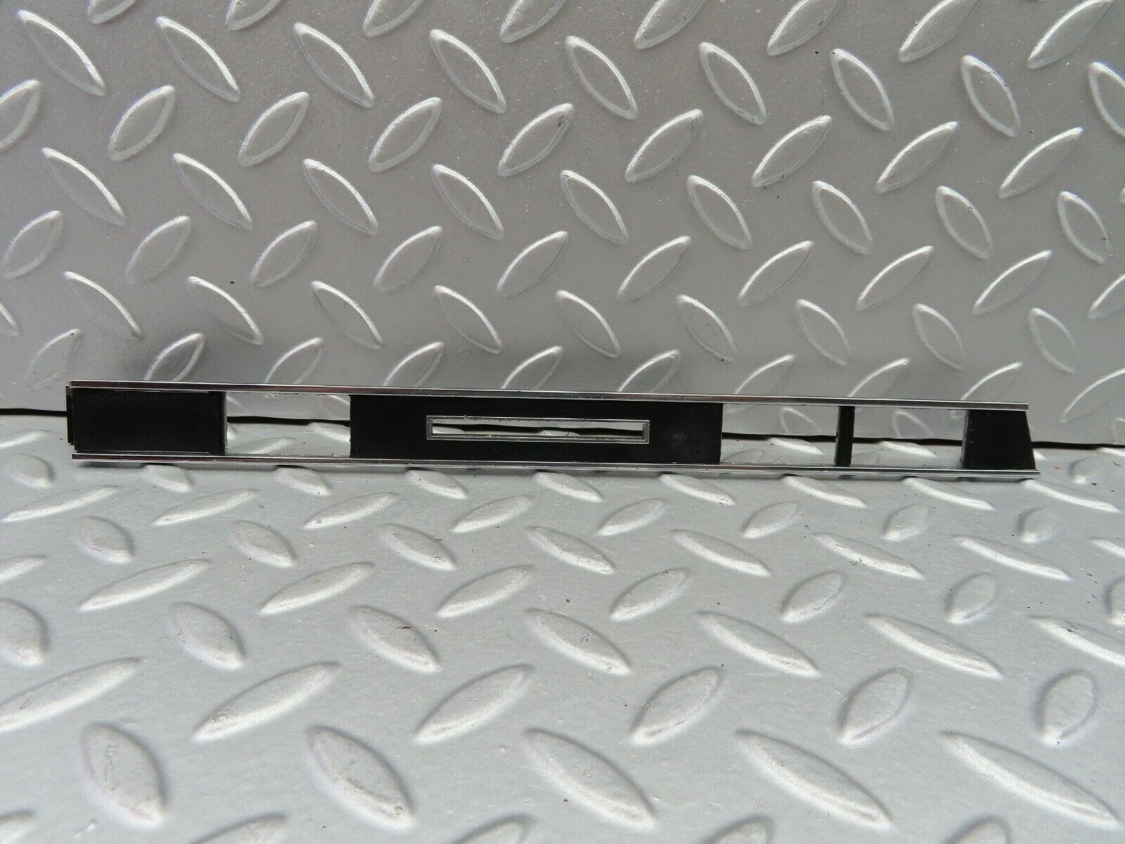 6936 Mercedes-Benz C107 350SLC Coupe Dashboard Trim Cover 1076891271