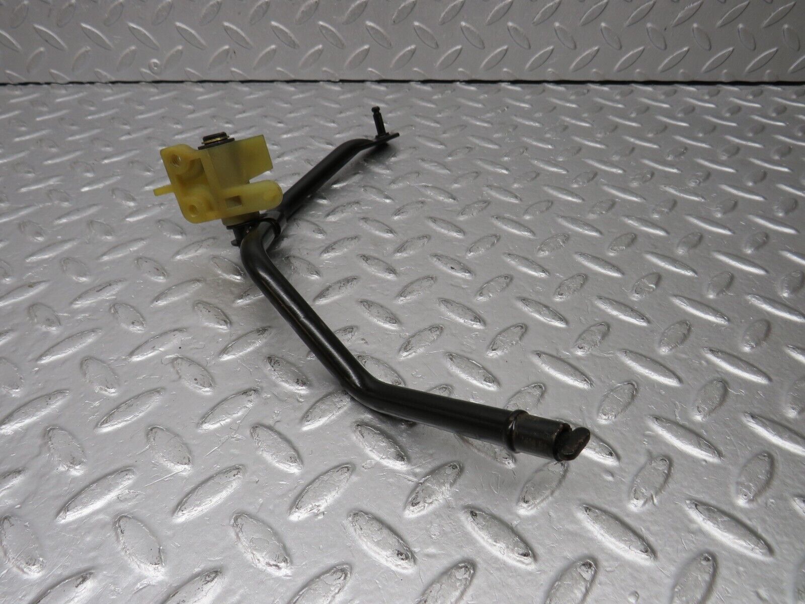 38934 Mercedes-Benz W201 190E 2.6L Accelerator Pedal Linkage 2013010218