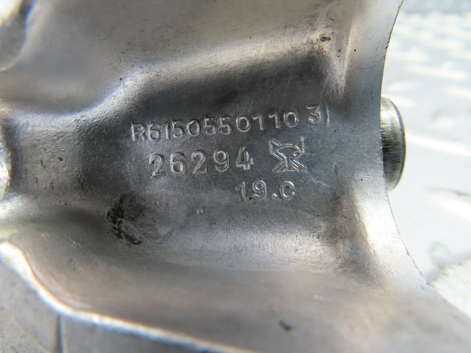 10971 Mercedes-Benz W115 220D Rocker Arm Support 6150550110