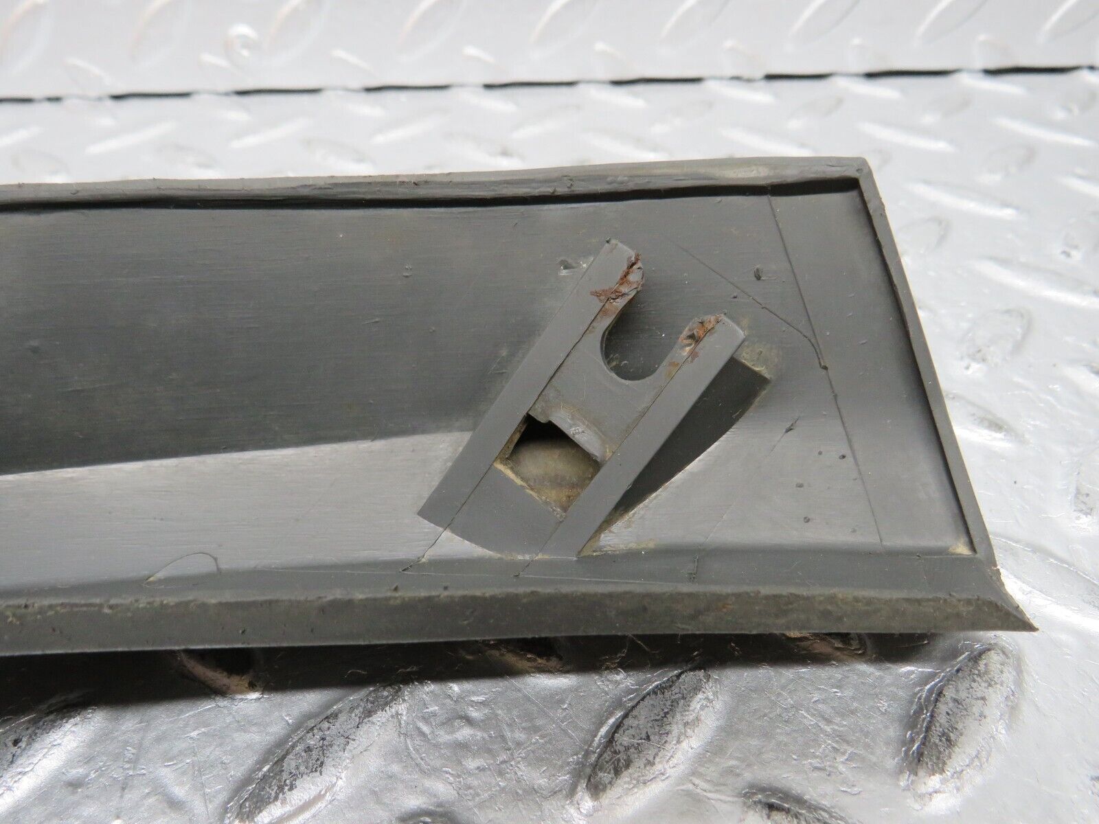 32369 Mercedes-Benz S124 300TE Right Fender Wing Lower Moulding Trim 1248840231