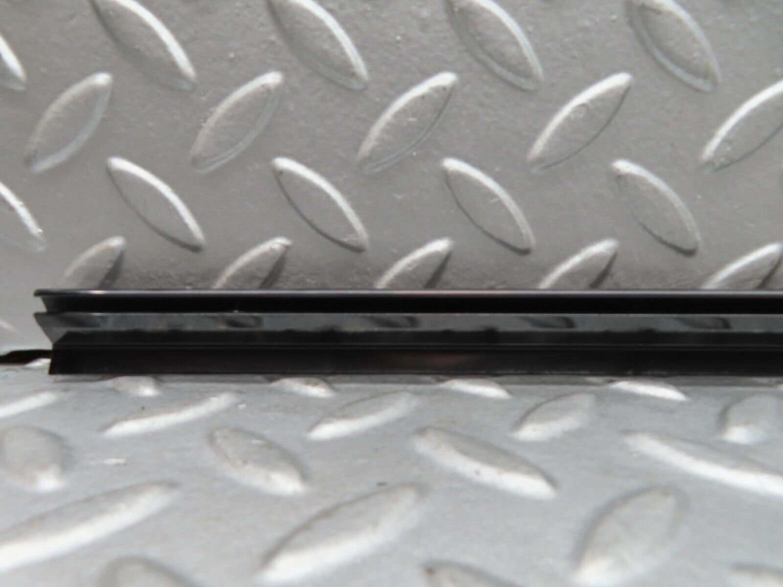 17379 Mercedes-Benz R129 300SL Coupe Left Door Chrome Trim