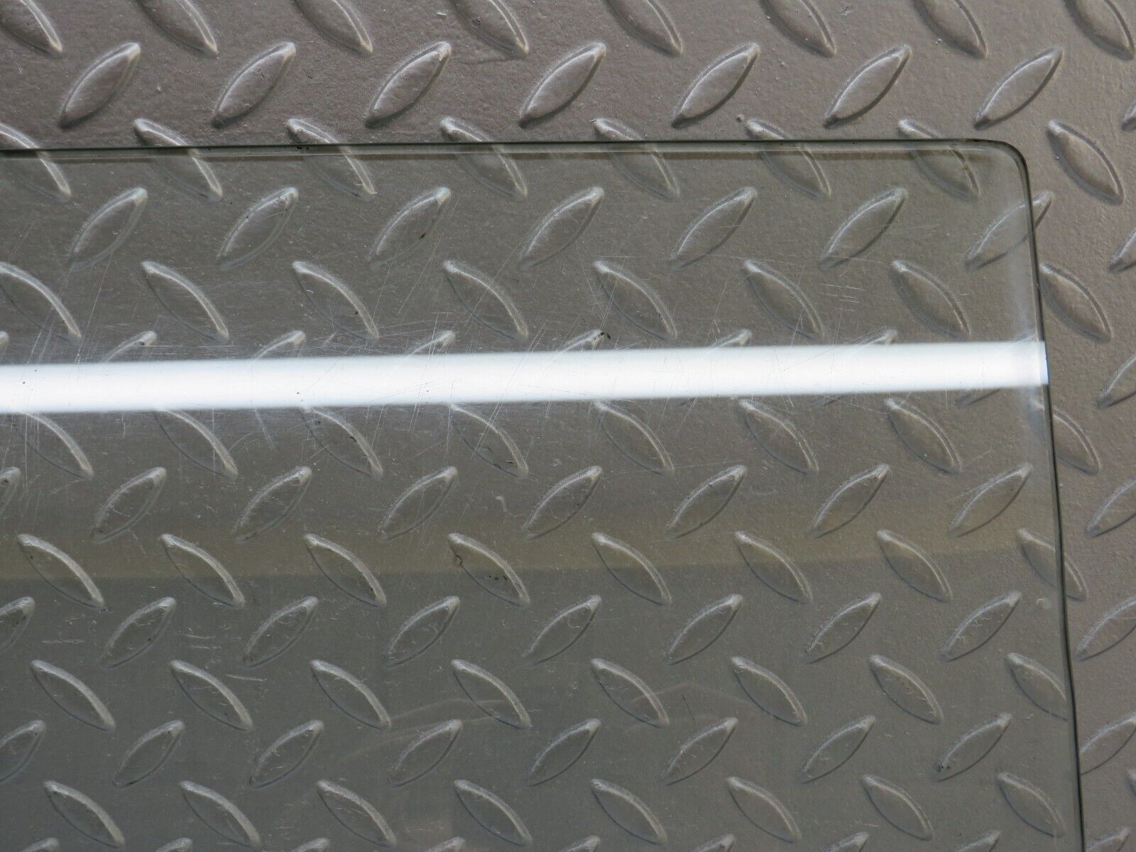 35791 Mercedes-Benz W108 Rear Right Door Window Glass