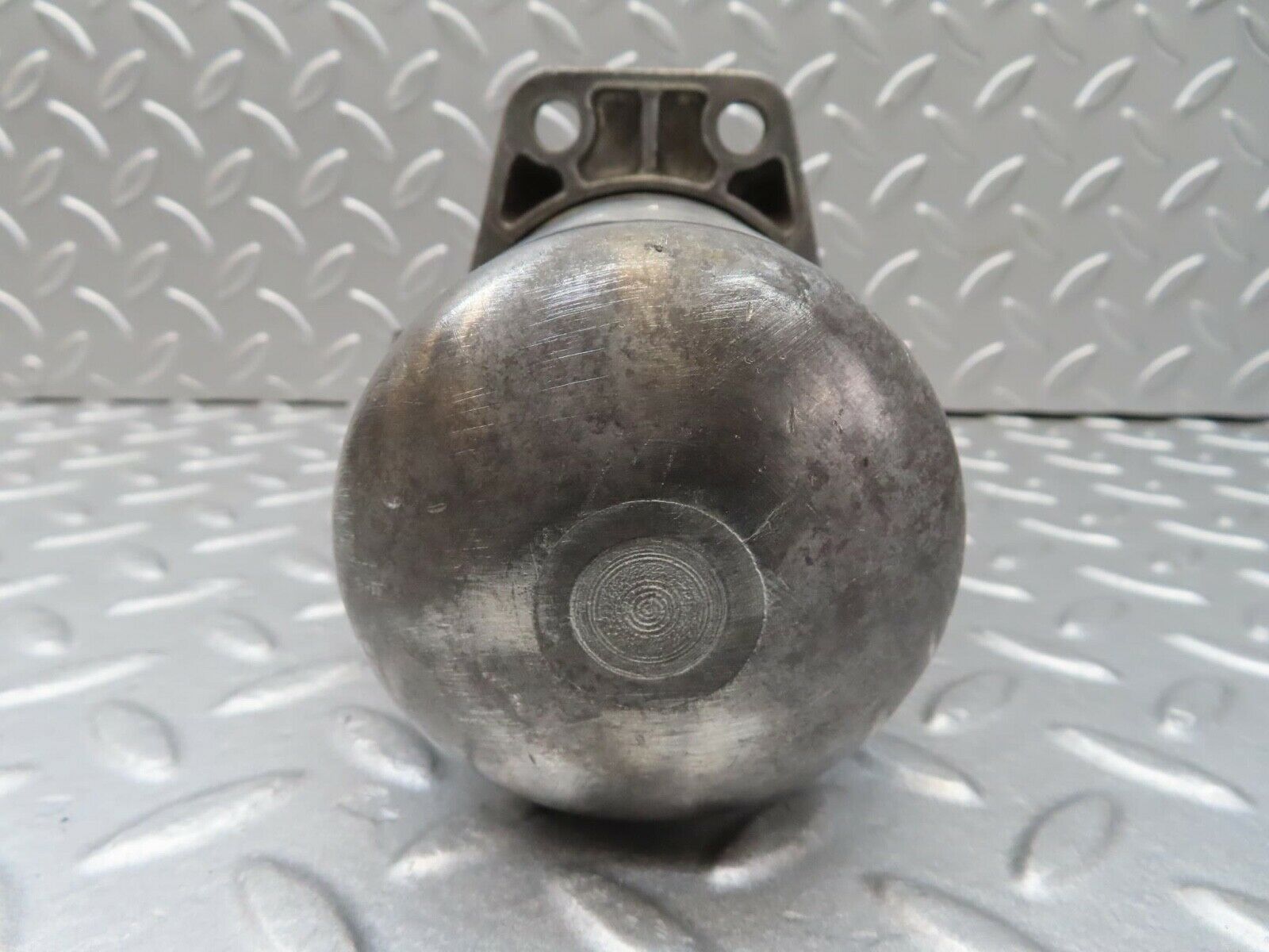 12811 Mercedes-Benz W111 220SE Fuel Filter Housing Bosch FJ/DZ/5/3