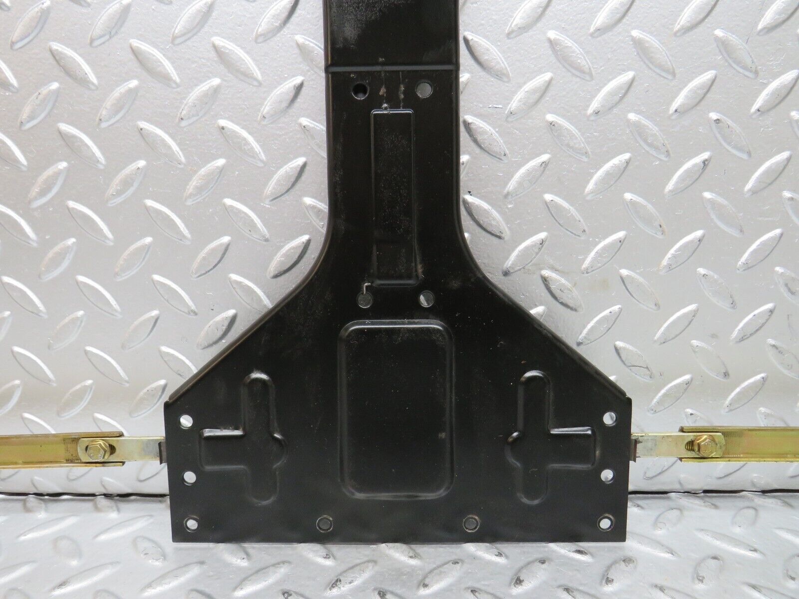 28468 Mercedes-Benz W123 240D Sunroof Manual Opener Mechanism