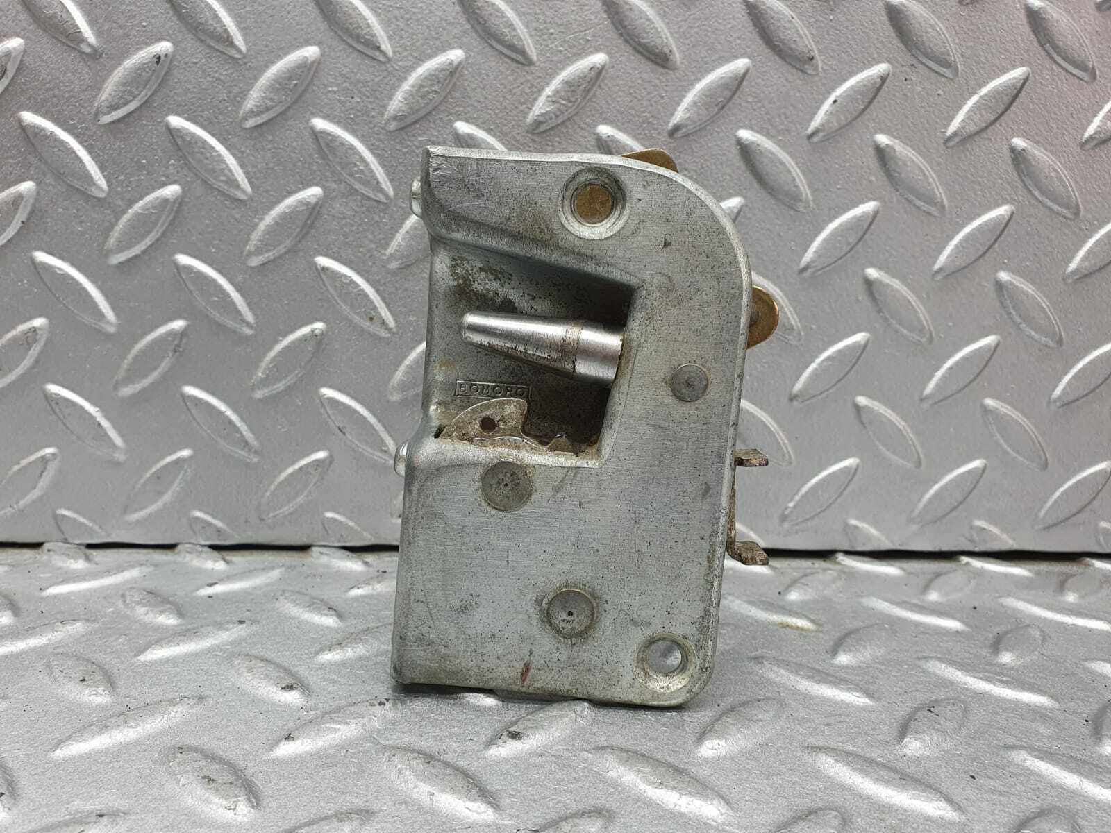 12284 Mercedes-Benz W108 280SE 3.5 Front Right Door Lock Mechanism