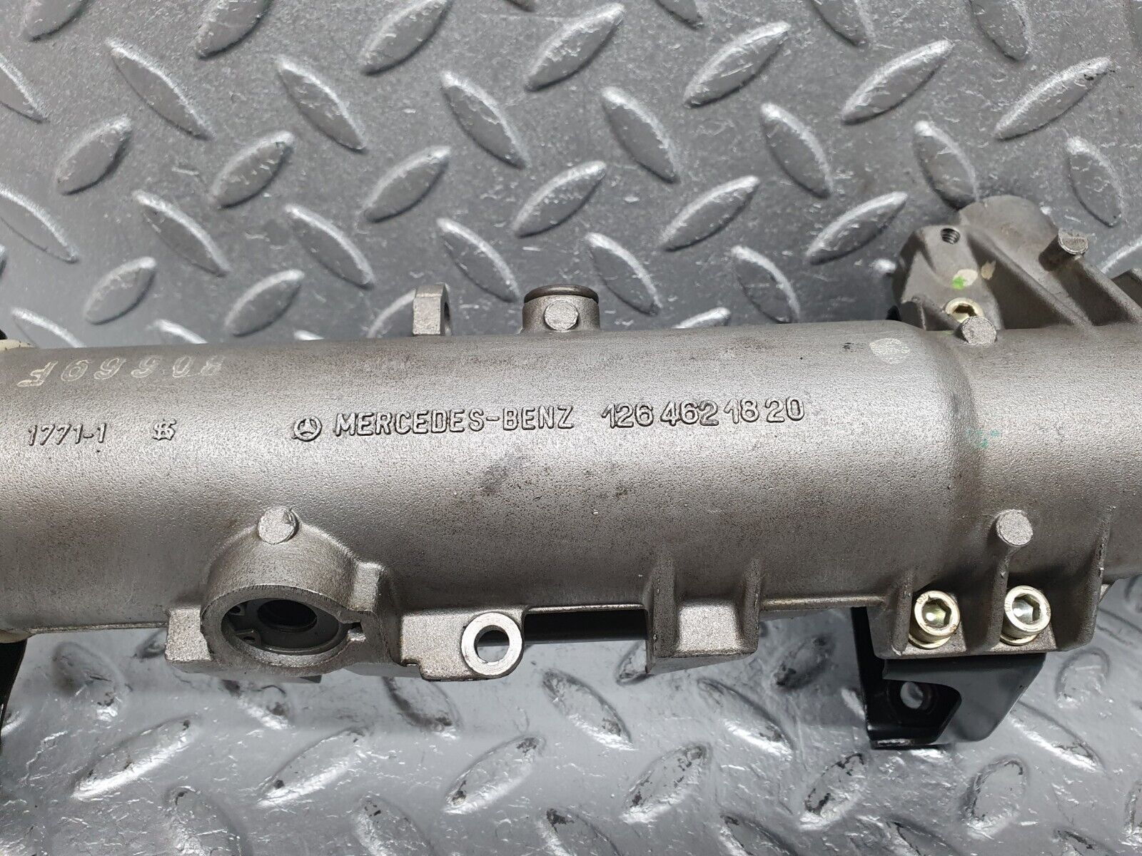 41008 Mercedes-Benz W126 300SE Steering Column 1264621820