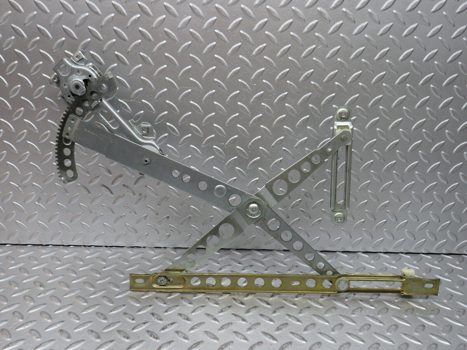 28243 Mercedes-Benz S123 240D Wagon Front Right Manual Window Regulator