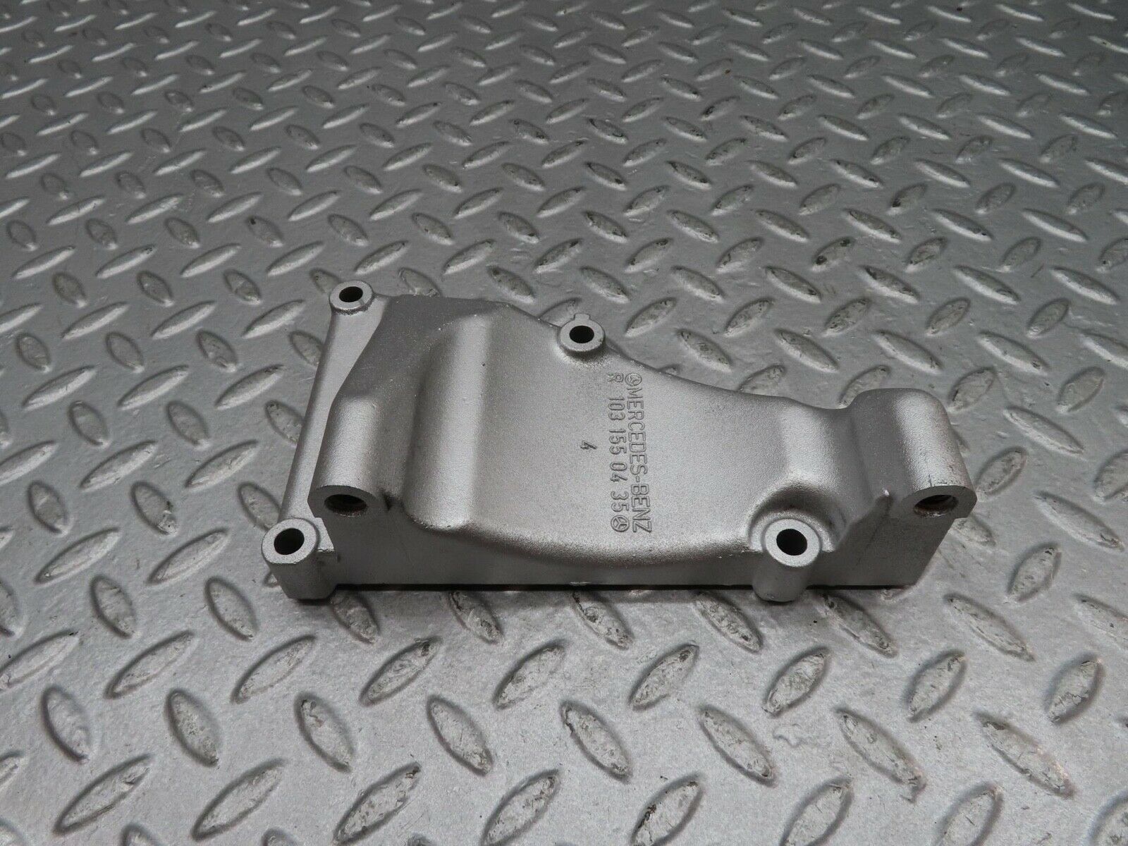 16369 Mercedes-Benz W124 260E Alternator Generator Bracket 1031550435