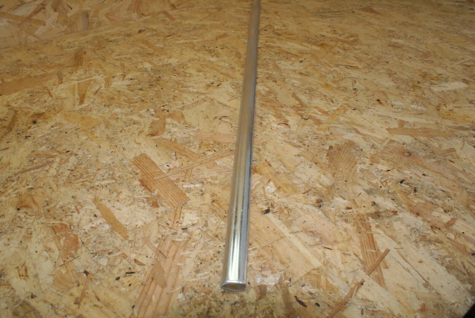 2368 Mercedes-Benz W123 280E Rear Left Door Chrome Trim