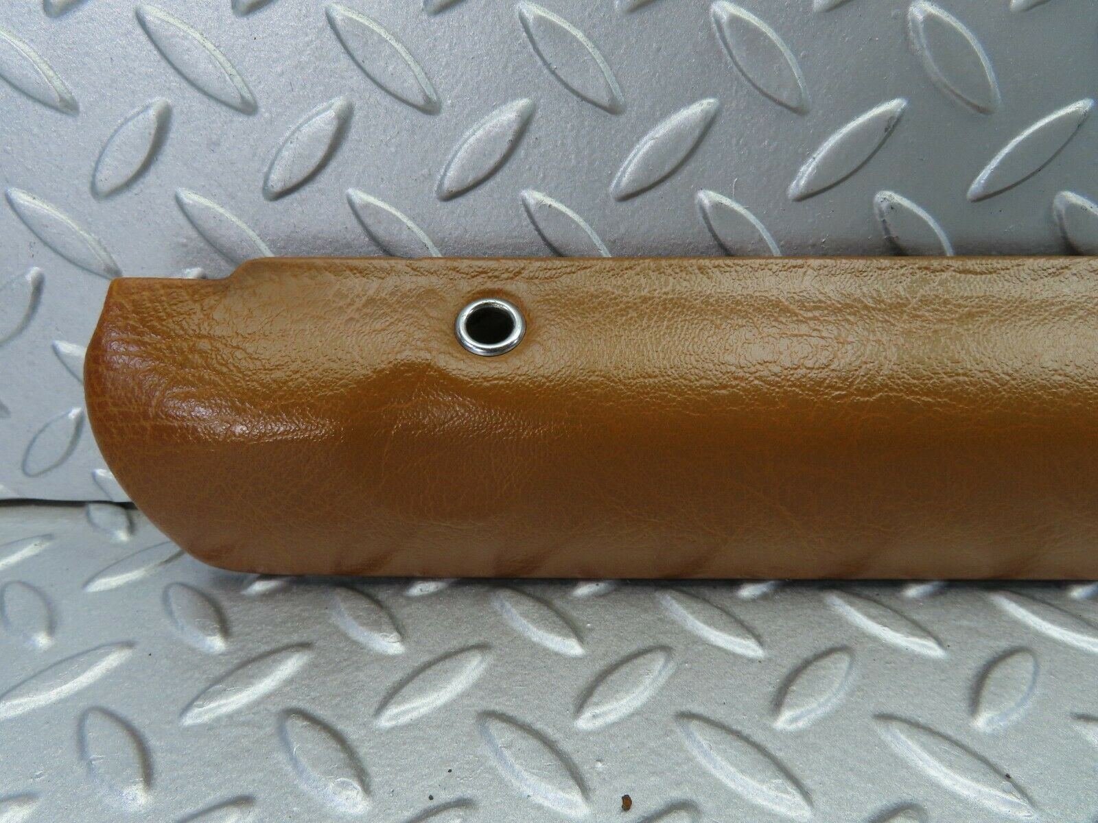 7909 Mercedes-Benz W115 220D Rear Right Upper Door Panel