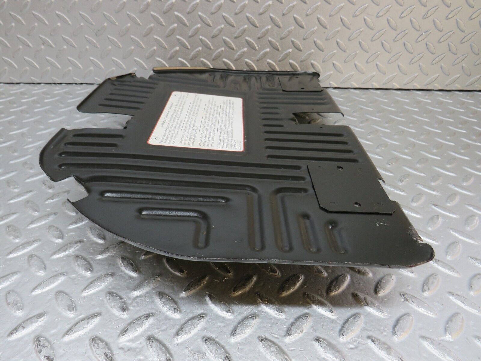 37974 Mercedes-Benz A124 320E Cabriolet Front Left Floor Cable Channel Cover 1268171020