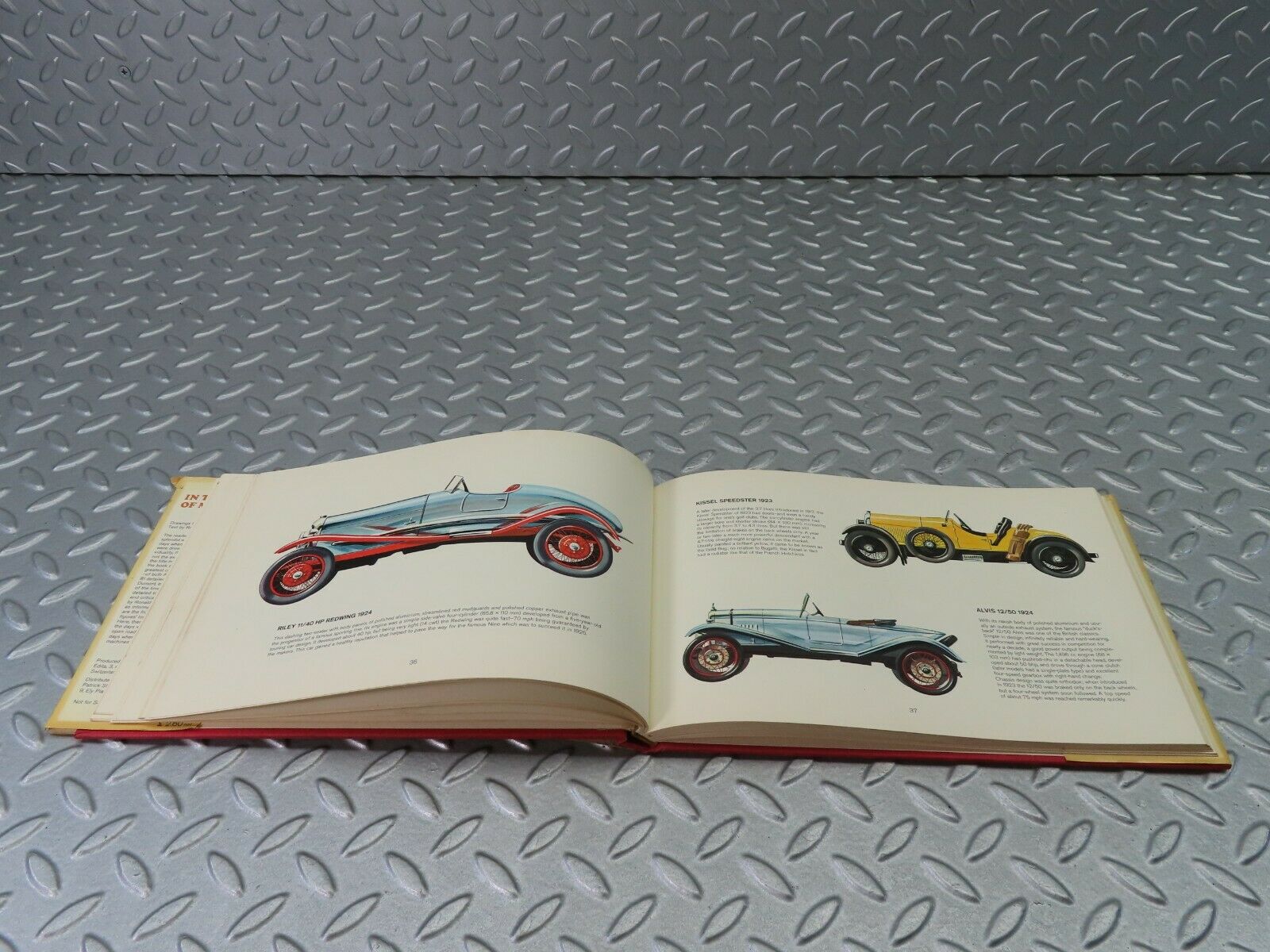 8009 In The Age Of Motoring book 1971 by Ronald Barker & Douglas B. Tubbs