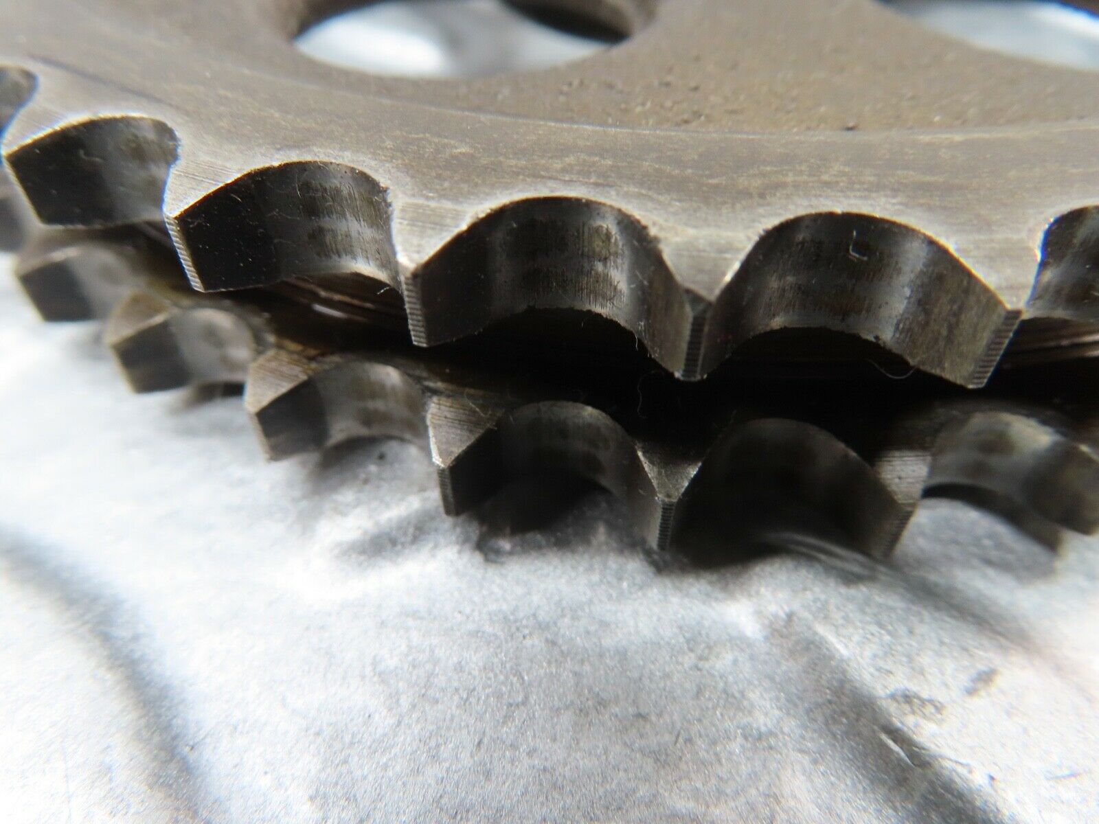 18394 Mercedes-Benz W111 220SE Coupe Camshaft Timing Gear 1210520201