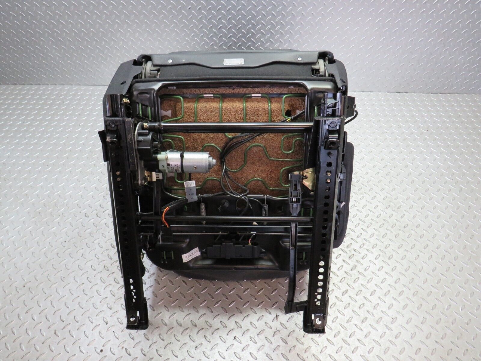 34801 Mercedes-Benz W210 320E Electric Front Left Seat Black Leather