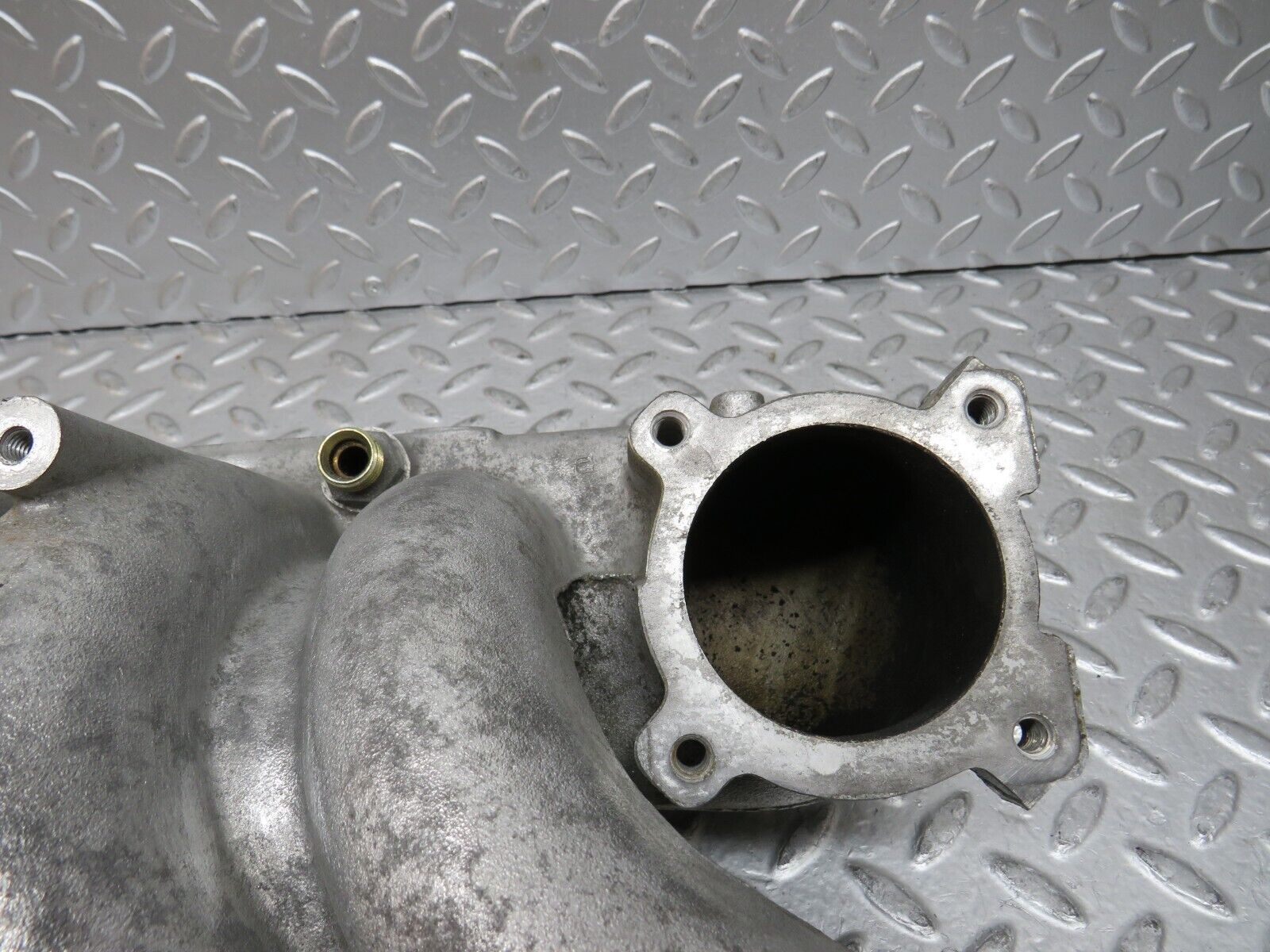 28038 Mercedes-Benz W123 280E Air Intake Manifold 1101413201