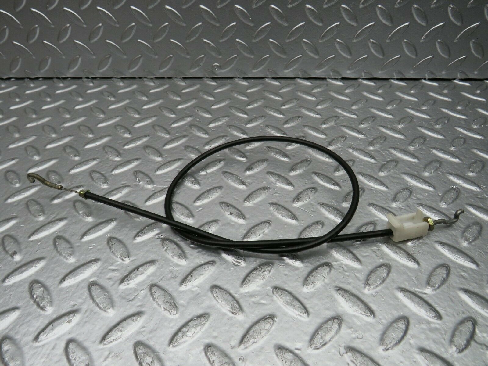 22588 Mercedes-Benz C124 E220 Coupe Door Lock Cable