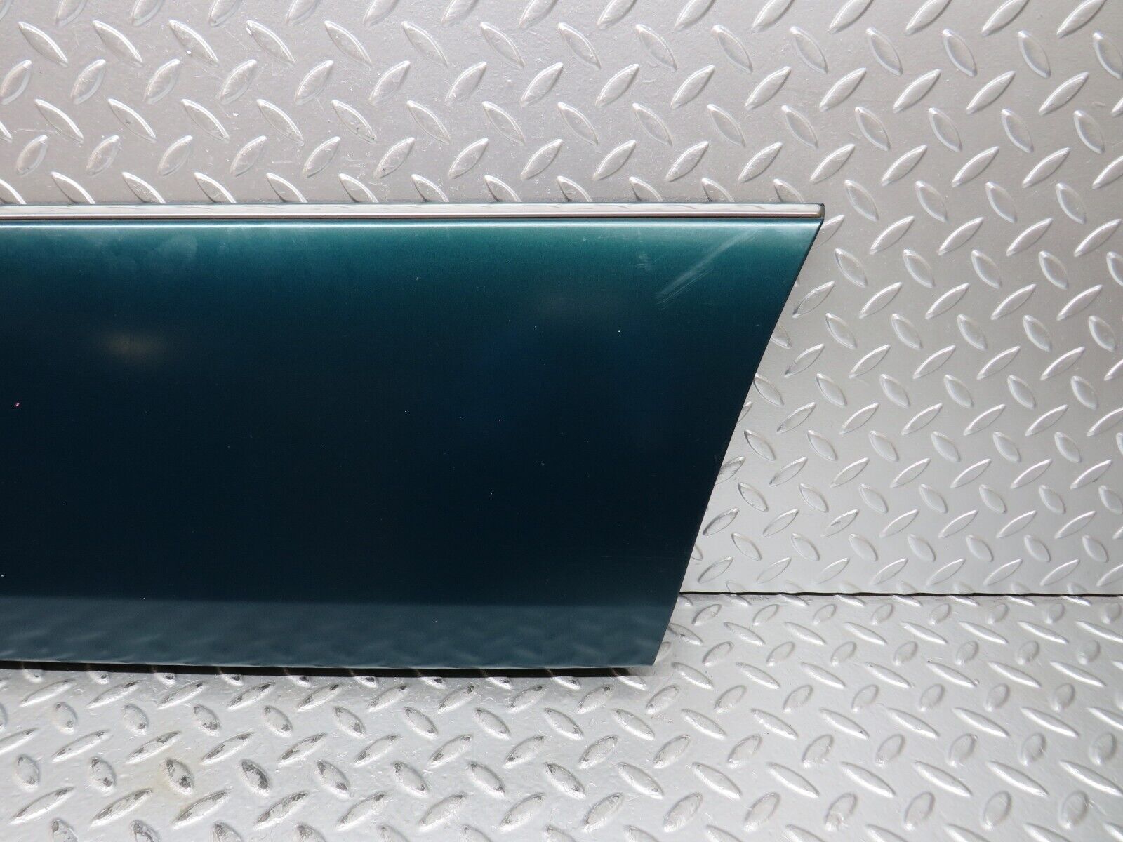 27644 Mercedes-Benz S124 300TE Wagon Rear Left Door Lower Moulding 1246901740