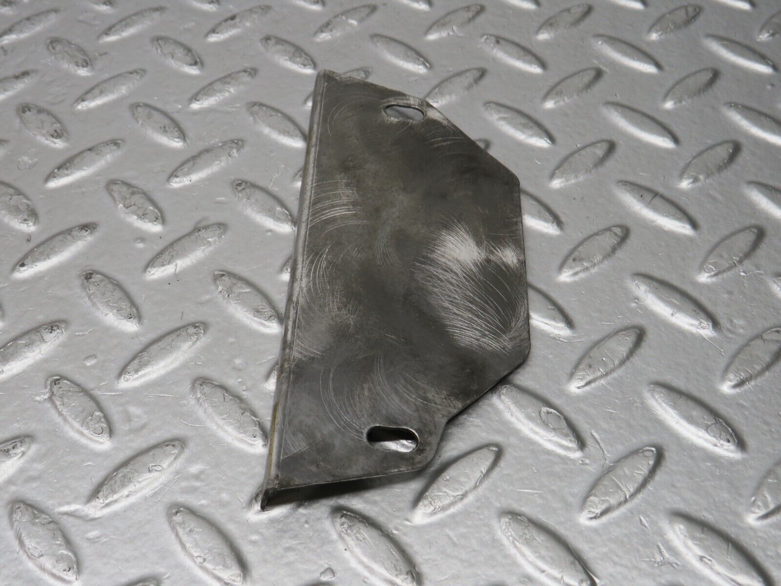 32919 Mercedes-Benz W123 300D Gearbox Flange Cover