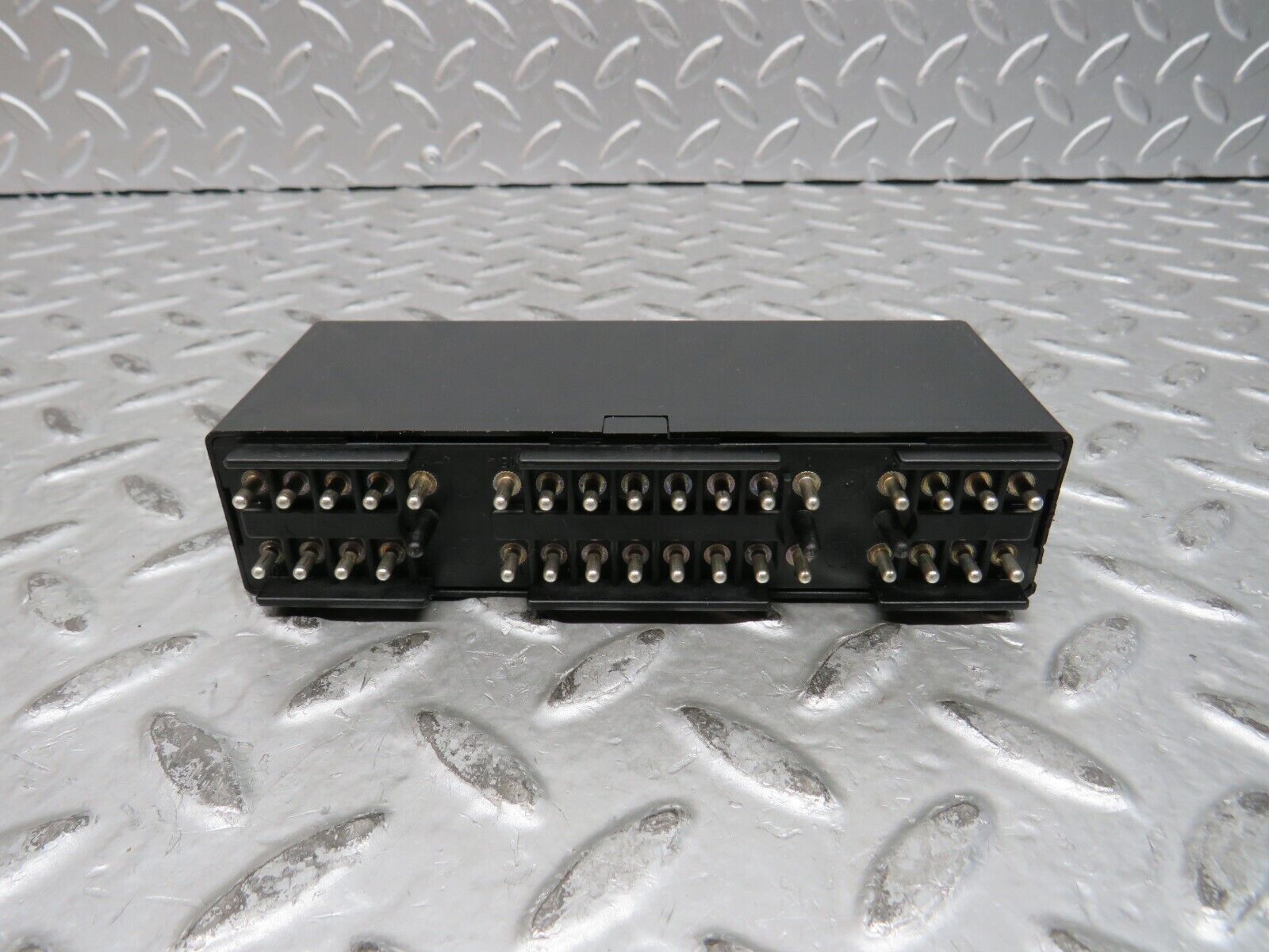 29068 Mercedes-Benz C124 320CE Coupe Headlight Control Unit Relay 1265420332