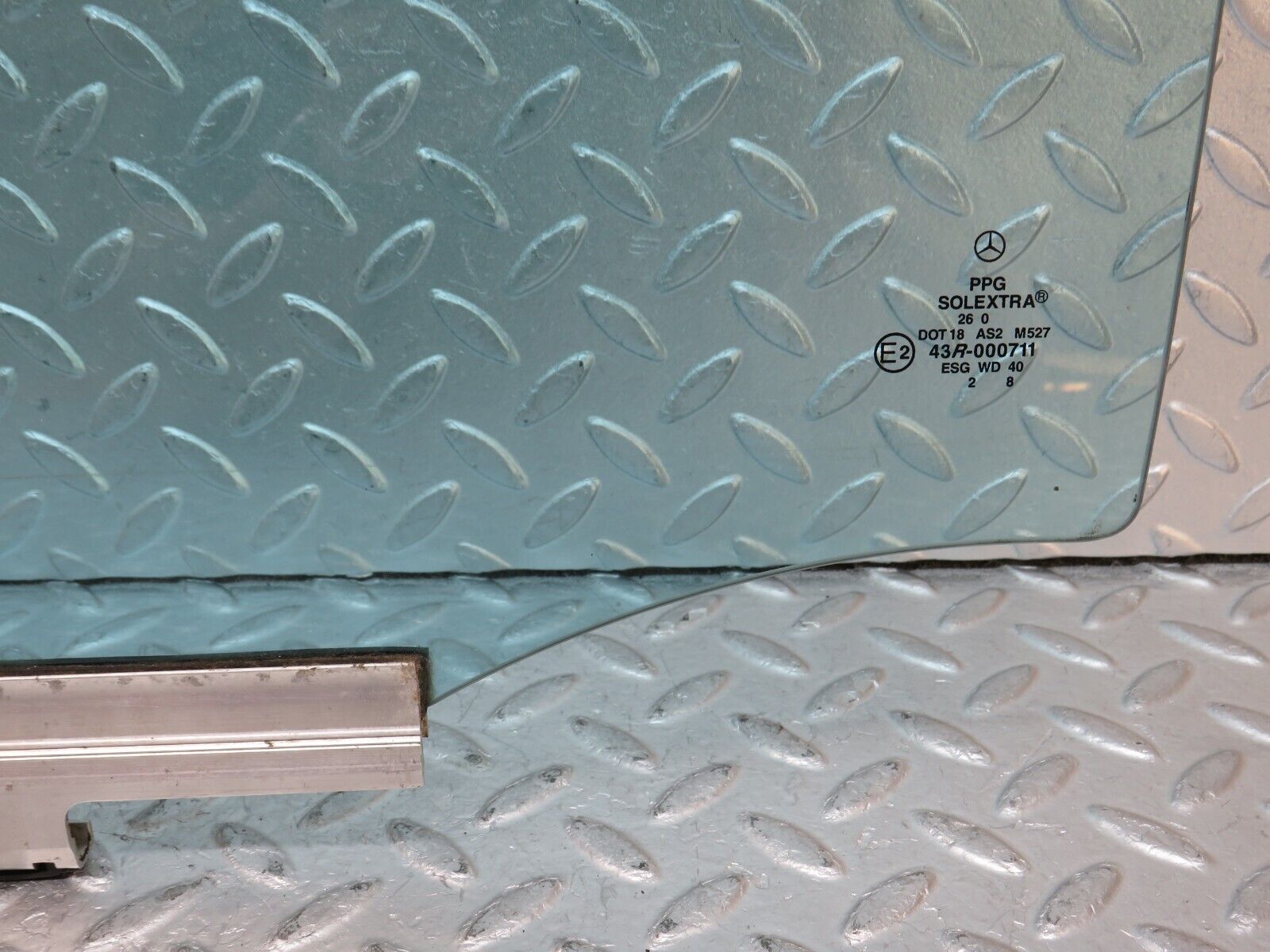 34973 Mercedes-Benz W210 320E Rear Left Door Window Glass