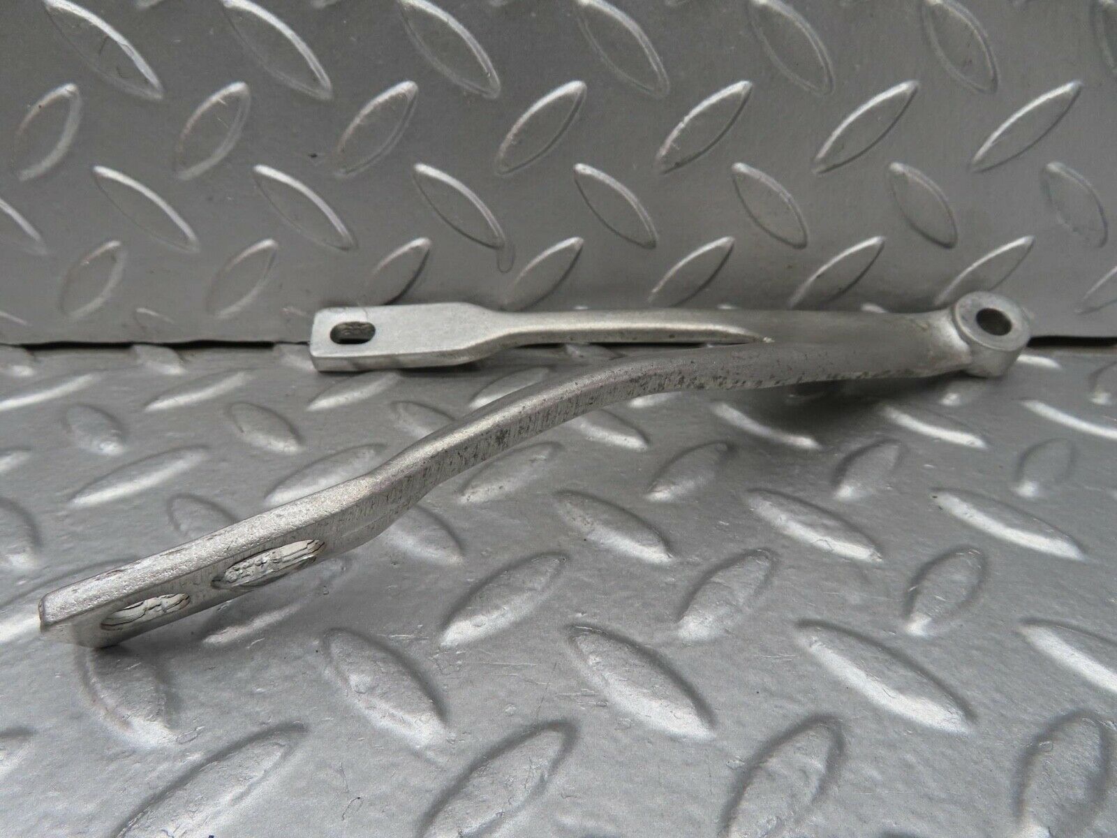 14760 Mercedes-Benz W201 190E Steering Column Bracket