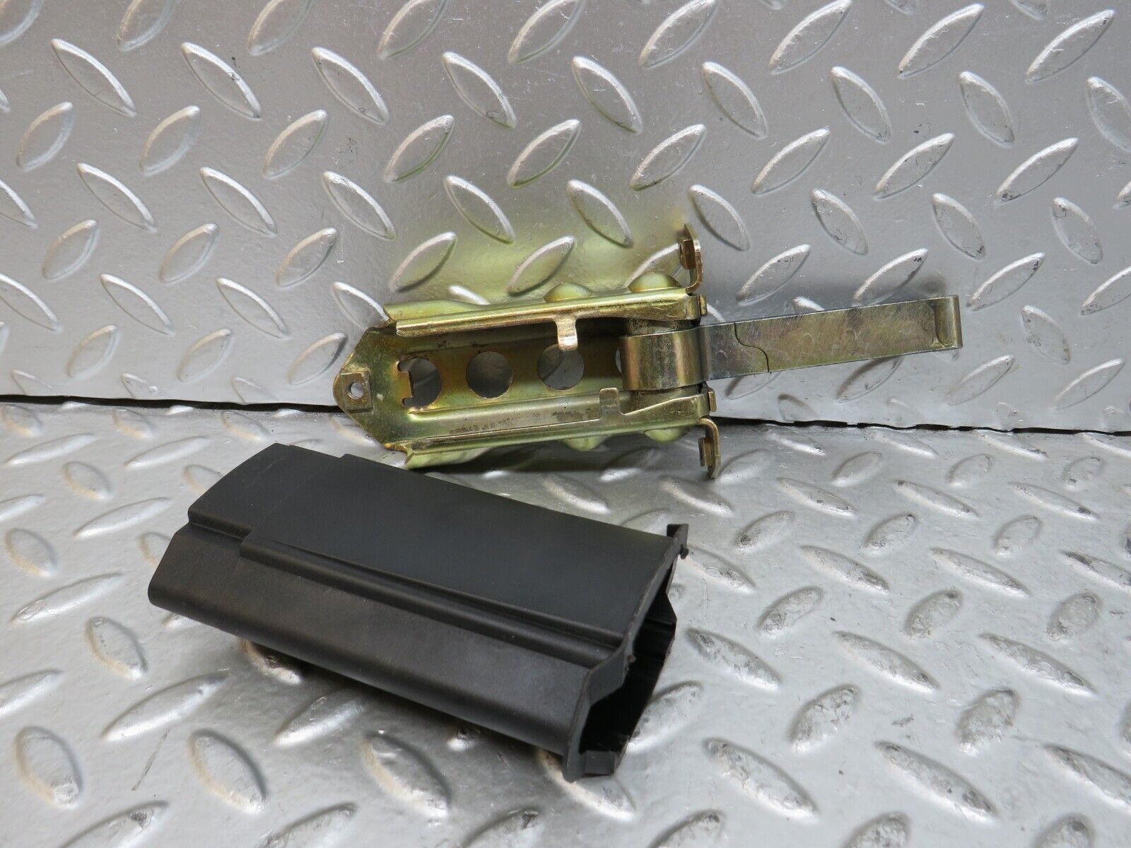 29150 Mercedes-Benz C124 320CE Coupe Door Safety Check Strap Left Side