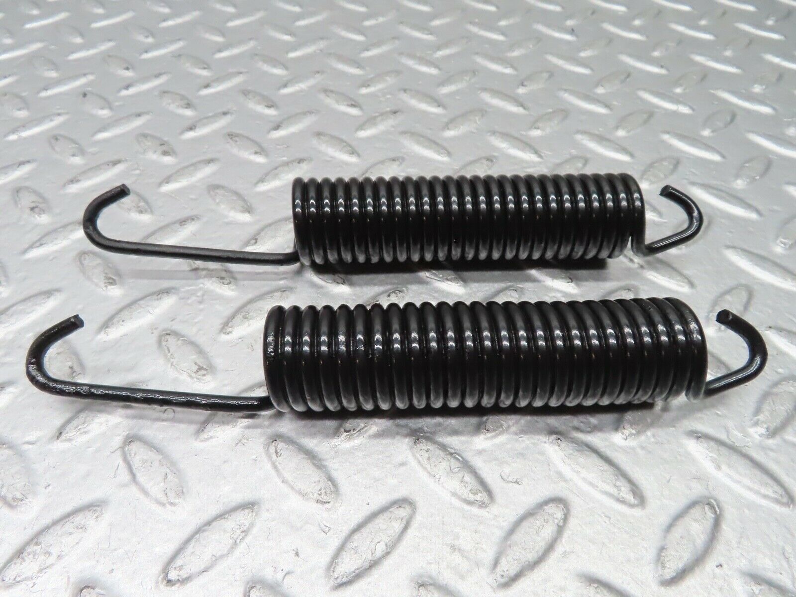 20889 Mercedes-Benz W114 250CE Coupe Bonnet Hinge Spring Pair