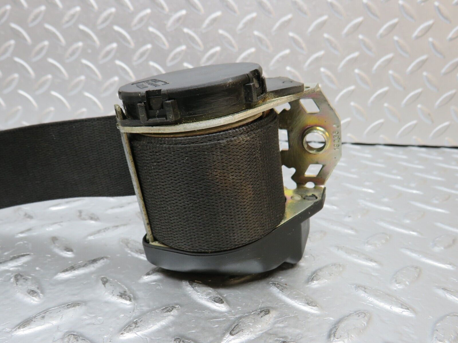 31539 Mercedes-Benz S124 220TE Third Row Seat Belt Set 1248602885 1248602785