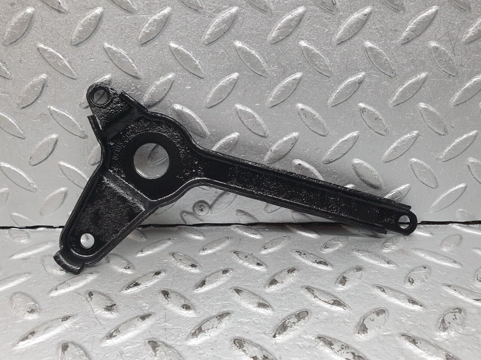 41230 Mercedes-Benz W126 300SE Belt Tensioner Bracket 1032021240