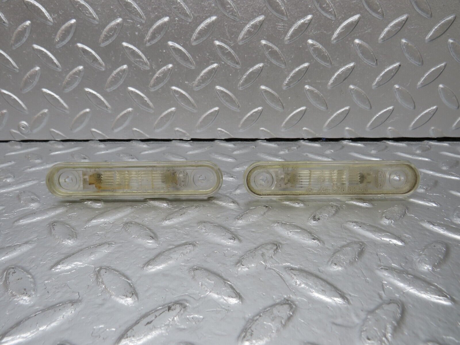 34099 Mercedes-Benz W124 260E number Plate Light Pair 1248200256
